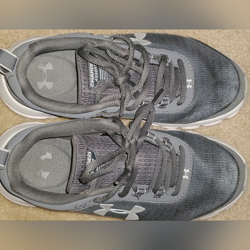 Under Armour Sneakers - Picture 2 of 7